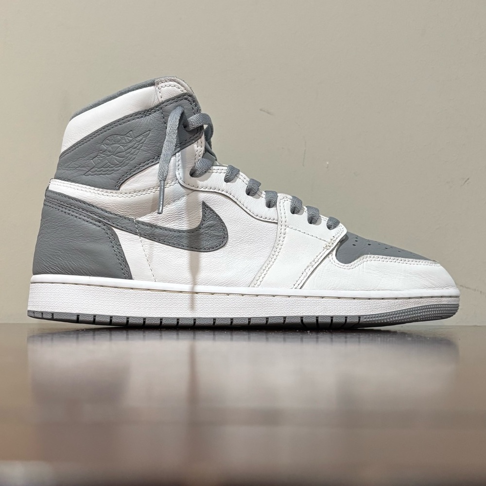 Jordan 1 High OG Stealth - men 10.5 (creases, repainted)